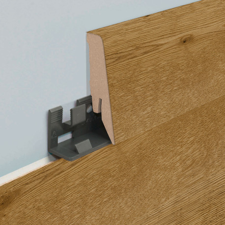 Laminate skirting boards | 5.8x240 cm | Q-Click Québec Oak