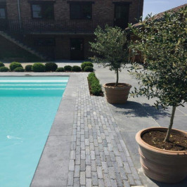 Natuursteen zwembadboord | 60x60 cm | Hanoi Bluestone Artisan Select - Hoek